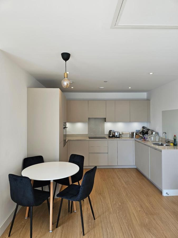 Santina Apartments Croydon Eksteriør bilde