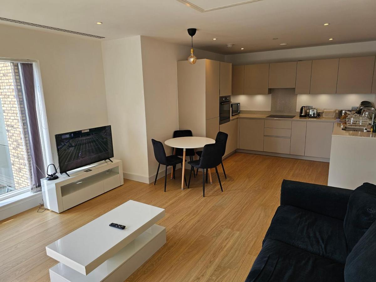 Santina Apartments Croydon Eksteriør bilde