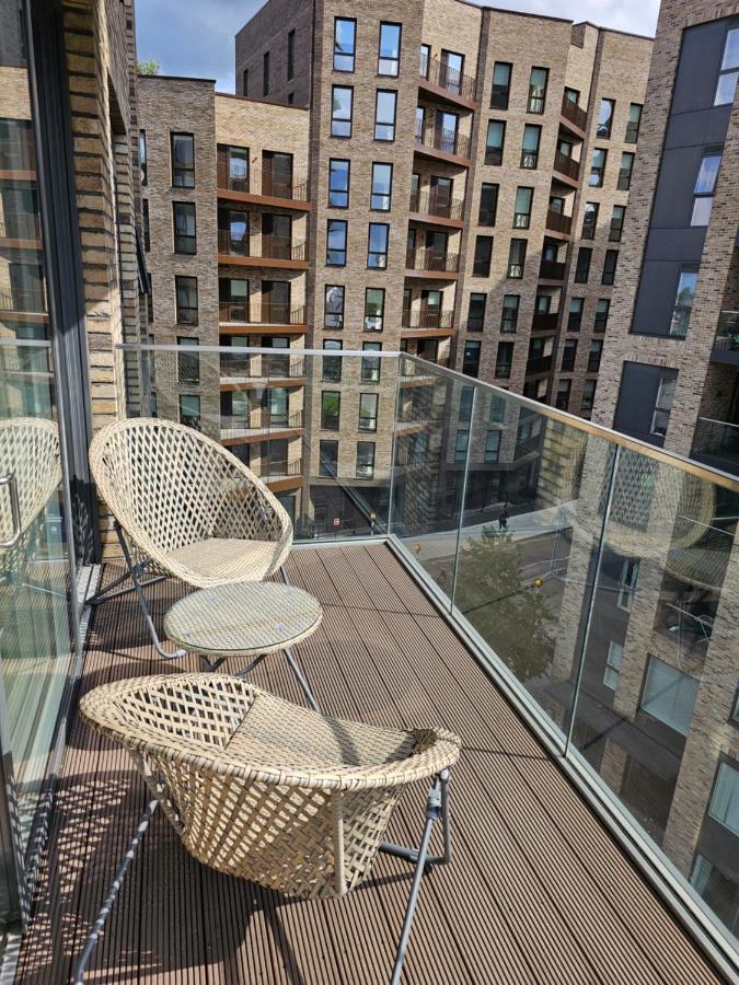 Santina Apartments Croydon Eksteriør bilde